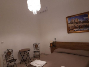  Venetian B&B  Лечче